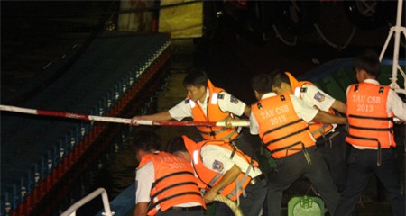 cảnh sát biển; giàn khoan; TQ; Trung Quốc