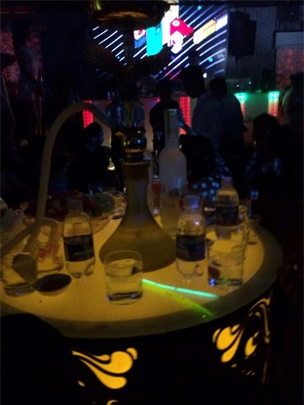 Shisha hiện nay đều trở thành dịch vụ ăn khách của nhiều quán bar, cafe hiện nay.