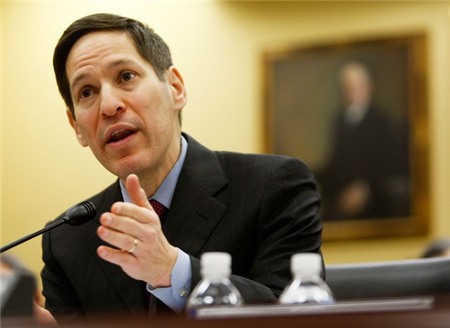 Ông Tom Frieden, Giám đốc Trung tâm Phòng chống và kiểm soát dịch bệnh Mỹ. Ảnh: Zimbio