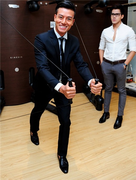 Chồng hụt Ngọc Lan lái xế sang xuất hiện sau scandal