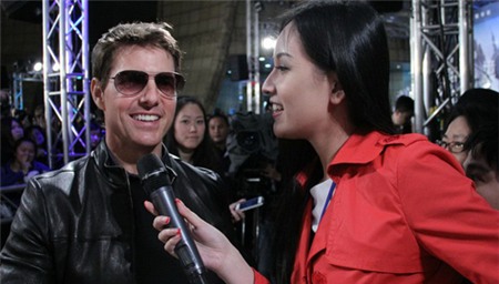 Top Hoa hậu Việt hiếm hoi nói ngoại ngữ như 'gió'