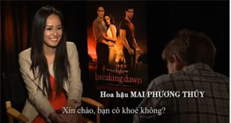 Top Hoa hậu Việt hiếm hoi nói ngoại ngữ như 'gió'