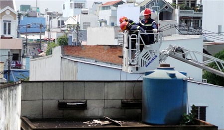 Dập tắt hỏa hoạn, phát hiện 1 người bị chết cháy trong nhà