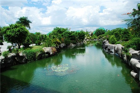 Có gì trong khu du lịch ông Dũng 'lò vôi' dọa đóng cửa?