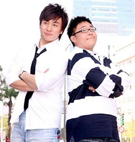 Thích Tiểu Long và Hác Thiệu Văn là đôi bạn thân