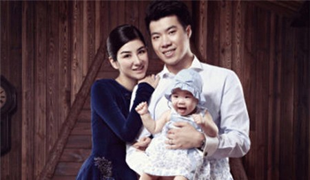 Chồng cũ Huỳnh Dịch