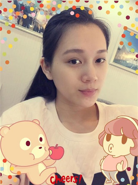 Ngọc Thạch hạnh phúc khoe bụng bầu 5 tháng - 1