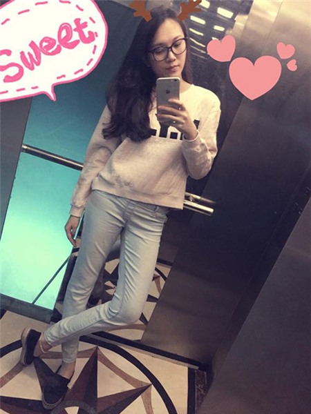 Ngọc Thạch hạnh phúc khoe bụng bầu 5 tháng - 3