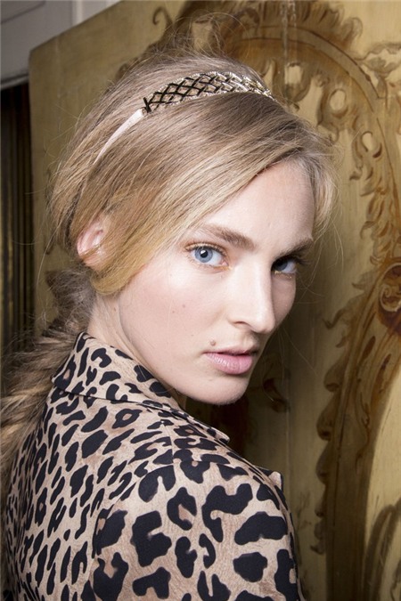 5 kiểu tóc cứu cánh bạn trong những ngày 