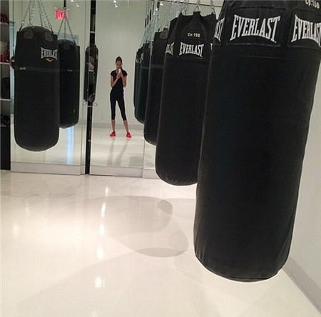 Tuyệt chiêu giữ dáng của các thiên thần Victoria's Secret 17