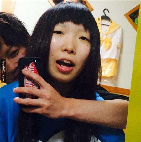 Sau 3 tháng yêu, chàng trai ngỡ ngàng trước nhan sắc không make up của bạn gái 12