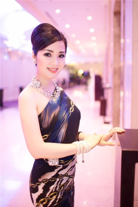 thanh-mai-giang-my-tinh-duyen-chong-chenh-cua-nhung-nguoi-dep-khong-tuoi