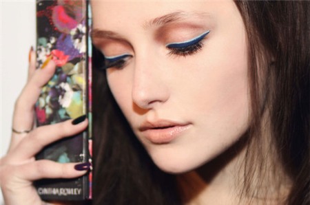 6 ý tưởng trang điểm tuyệt đẹp cho tuần làm việc đầu năm mới 12