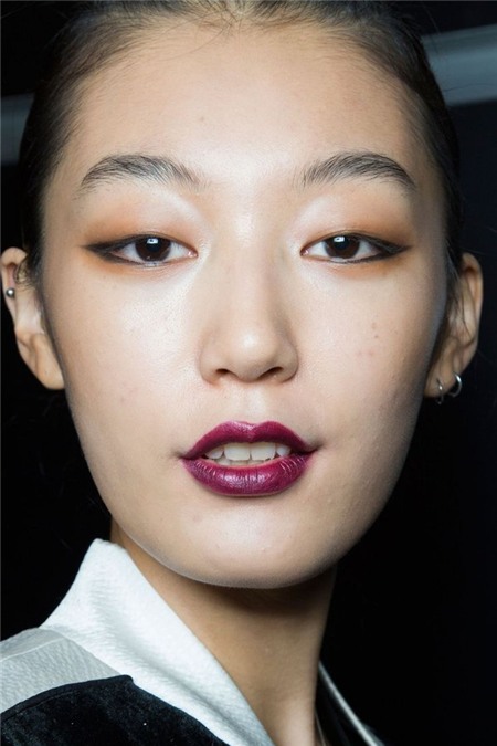 6 ý tưởng trang điểm tuyệt đẹp cho tuần làm việc đầu năm mới 4