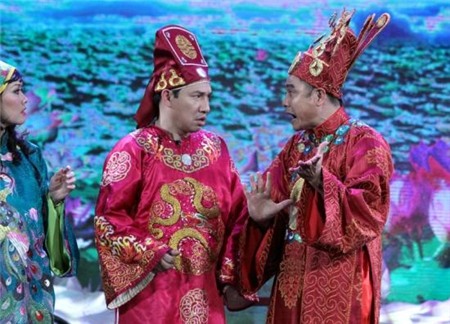 Tập luyện vất vả, song các Táo không có mức lương cao như mọi người nghĩ.
