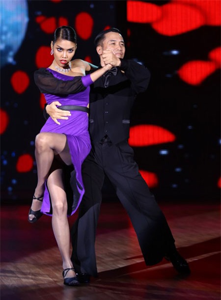 Lan Khuê - đại diện Miss World