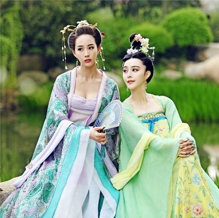 Đài Loan chiếu Võ Tắc Thiên không cắt bỏ cảnh hở ngực