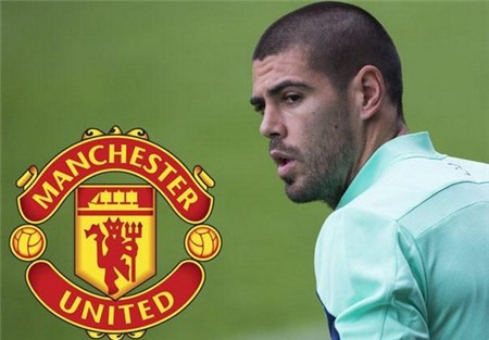 Man Utd chính thức chiêu mộ Victor Valdes