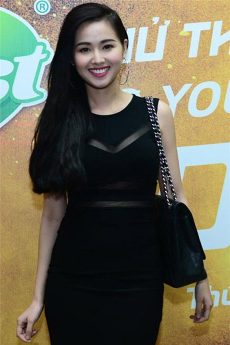 Tiếc nuối đường cong thủa chưa bầu bí của Tâm Tít - 7