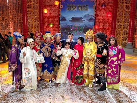 hinh-anh-anh-em-nha-tao-dang-tat-bat-chuan-bi-cho-tao-quan-20151