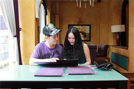 phi-thanh-van-bo-chong-sap-cuoi-hen-ho-tinh-tu-ben-trai-la5