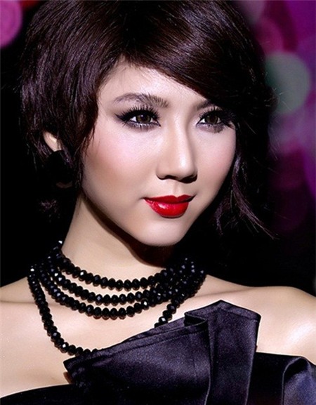 Sao Việt nhẹ dạ bị chồng, đại gia lừa cả tình lẫn tiền