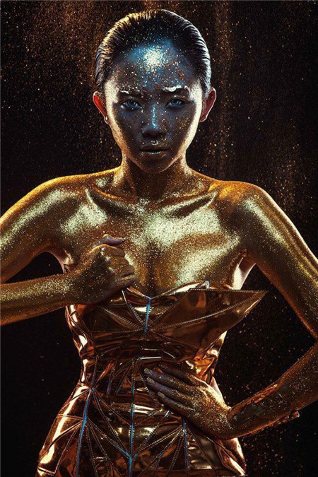 toc-tien-khoe-anh-nude-sau-khi-gianh-giai-phu-nu-cua-nam-3