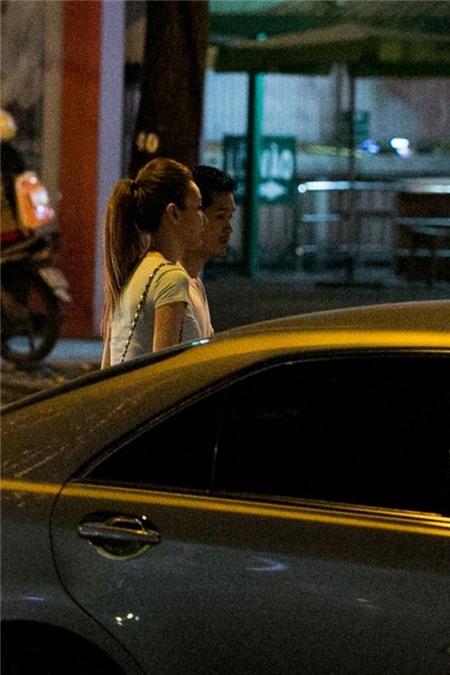 chong-dai-gia-viet-kieu-dien-trai-cua-ngan-khanh-giau-den-co-nao3