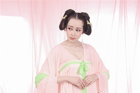 Ngỡ ngàng chàng trai cosplay thành Võ Tắc Thiên không thua kém Phạm Băng Băng 15