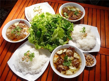 Những món ăn không thể bỏ qua khi du lịch Việt Nam năm 2015 1