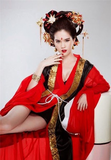 Khen chê quanh các Võ Tắc Thiên phiên bản Việt - 4