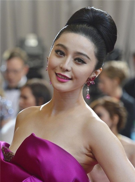 Sốc với mặt mộc nhăn nheo và quầng thâm của dàn mỹ nhân Võ Tắc Thiên 4