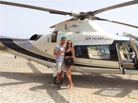 Nhìn lại cuộc tình 4 năm đầy ngọt ngào của Ronaldo và Irina Shayk 21