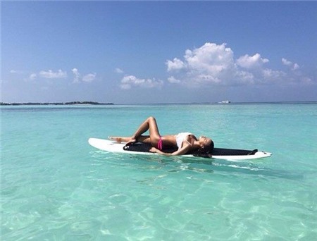 Nhìn lại cuộc tình 4 năm đầy ngọt ngào của Ronaldo và Irina Shayk 30