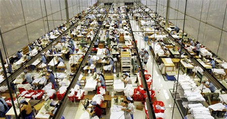 kỷ-luật, lao-động, DN, công-nhân, quy-định, tuân-thủ, sản-xuất, sản-phẩm, hỏng, lỗi, năng-suất, chất-lượng, công-nghiệp, kém.