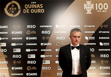 Mourinho tại lễ tôn vinh của LĐBĐ Bồ Đào Nha