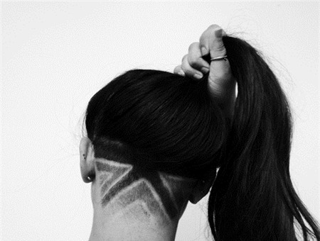 Những cô nàng không ngại 