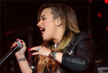 Những cô nàng không ngại