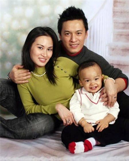 my-nhan-viet-manh-mom-to-chong-cu-bac-beo-lua-dao