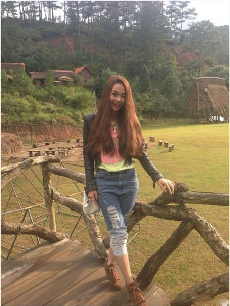 1 áo khoác da, 10 cách mix thú vị của Minh Hằng