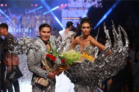 chia-doi-giai-thuong-cho-2-tan-quan-quan-vietnams-next-top-model-2014