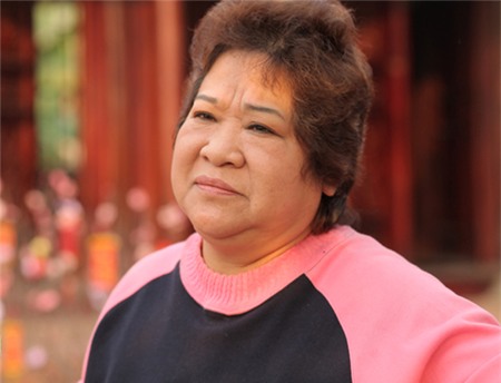 danh-hai-viet-dong-vai-bi-trong-san-khau-cuoc-doi-4