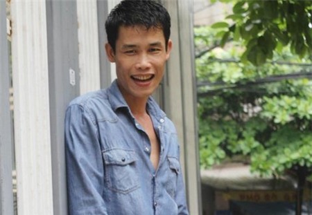 danh-hai-viet-dong-vai-bi-trong-san-khau-cuoc-doi-8