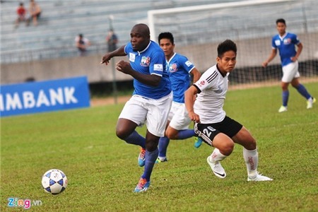 Timothy dù xuống phong độ nhưng đã ghi được 18 bàn thắng cho HAGL mùa trước. Ảnh: Hoàng Tâm.