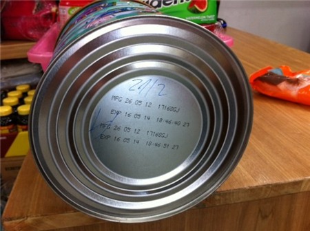 hàng-nhái, hết-date, hàng-tết, buôn-lậu, thực-phẩm, đồ-khô, đồ-hộp, đóng-gói, sản-xuất