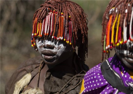 Tục lệ đám cưới kỳ lạ ở Kenya: cô dâu bị “giam giữ” trước lễ cưới 5