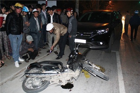 Hiện trường vụ tai nạn kinh hoàng.