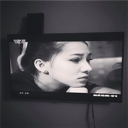 huyen-my-cuoi-bi-an-ben-ban-trai-va-giot-nuoc-mat-moi-tinh-5-nam-cua-hotgirl-lee-balanbnj