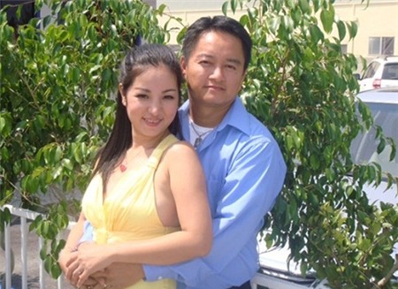 chong-ho-bat-ngo-tung-anh-chung-minh-thuy-nga-ngoai-tinhjp