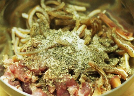 Giò xào giòn giòn cho cỗ Tết thêm ngon - 4